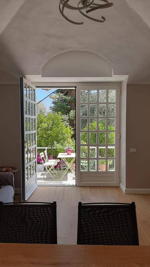 Pergolato Suite Санремо Экстерьер фото